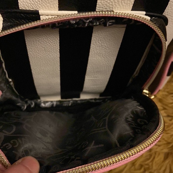NWOT BETSEY JOHNSON mini flowered stripped convertible backpack - Picture 7 of 8